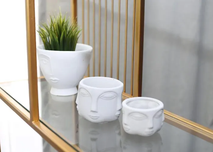 Апартаменты 1004 Close To Peaceful And Spacious Consulates *