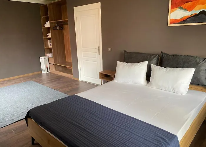 1004 Close To Peaceful And Spacious Consulates * Ankara