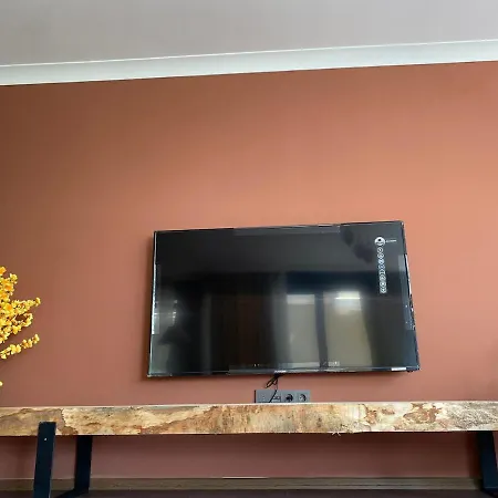 1004 Close To Peaceful And Spacious Consulates Apartman *